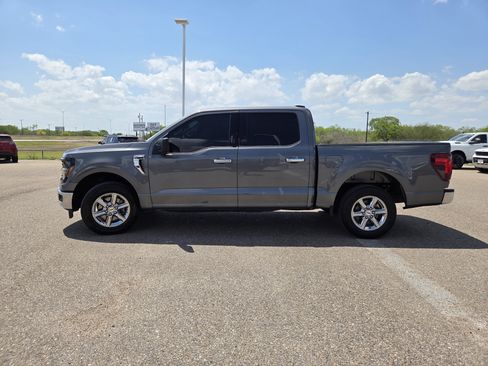 Used 2024 Ford F150 XLT w/ Mobile Office Package RWD image 4