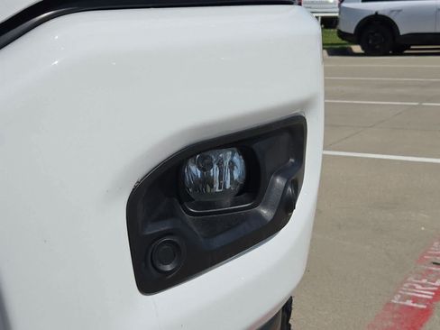 Used 2024 RAM 2500 Big Horn w/ Sport Appearance Package AWD/4WD image 10