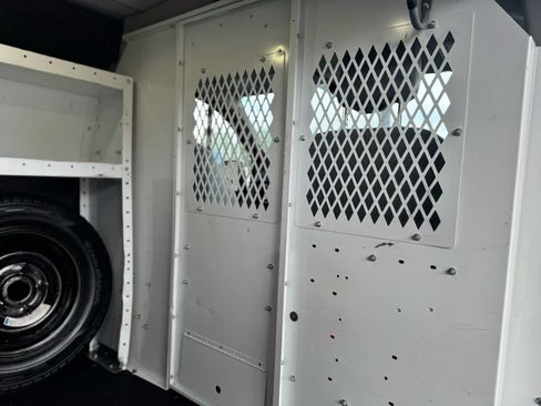 Used 2017 Ford Transit 350 130 Low Roof image 13