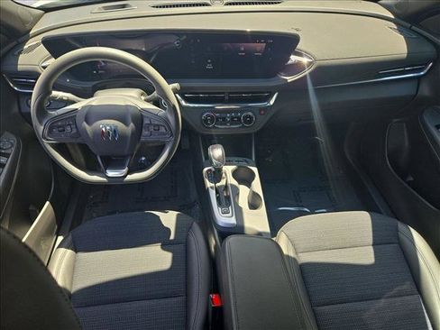 Used 2025 Buick Envista Preferred w/ Advanced Safety Package FWD image 16