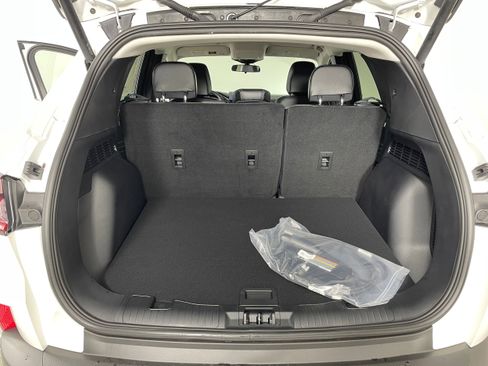 New 2025 Ford Escape SE w/ Class II Trailer Tow Package image 21