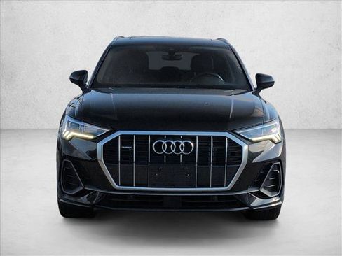 Used 2025 Audi Q3 2.0T Premium AWD/4WD image 2