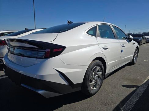 New 2026 Hyundai Sonata SE image 4
