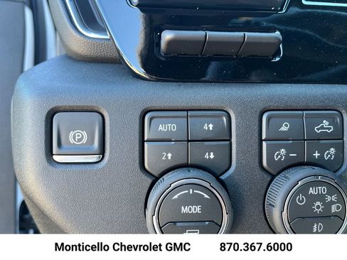 New 2026 Chevrolet Silverado 1500 High Country AWD/4WD image 16