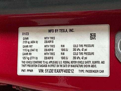 Used 2023 Tesla Model 3 Standard Range image 31