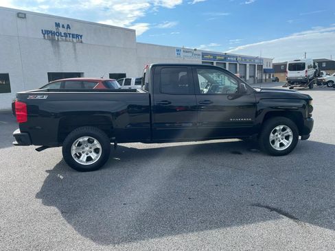 Used 2017 Chevrolet Silverado 1500 LT w/ All Star Edition AWD/4WD image 9
