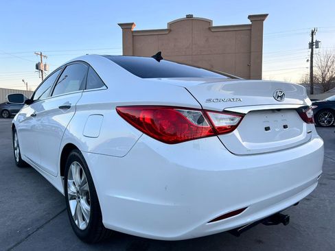 Used 2012 Hyundai Sonata Limited w/ Navigation Pkg image 6