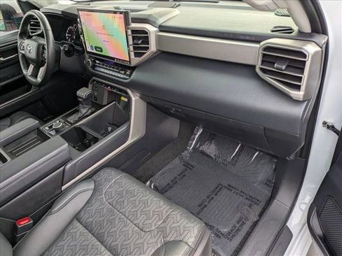 Used 2022 Toyota Tundra Limited image 20