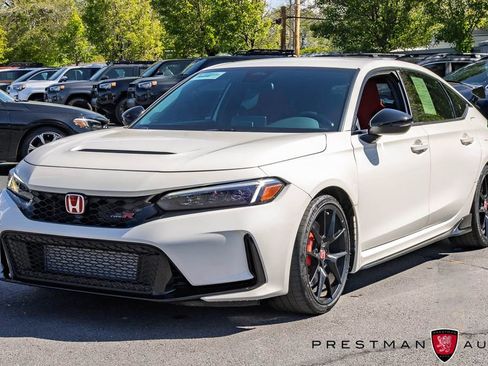 Used 2025 Honda Civic Type R image 12