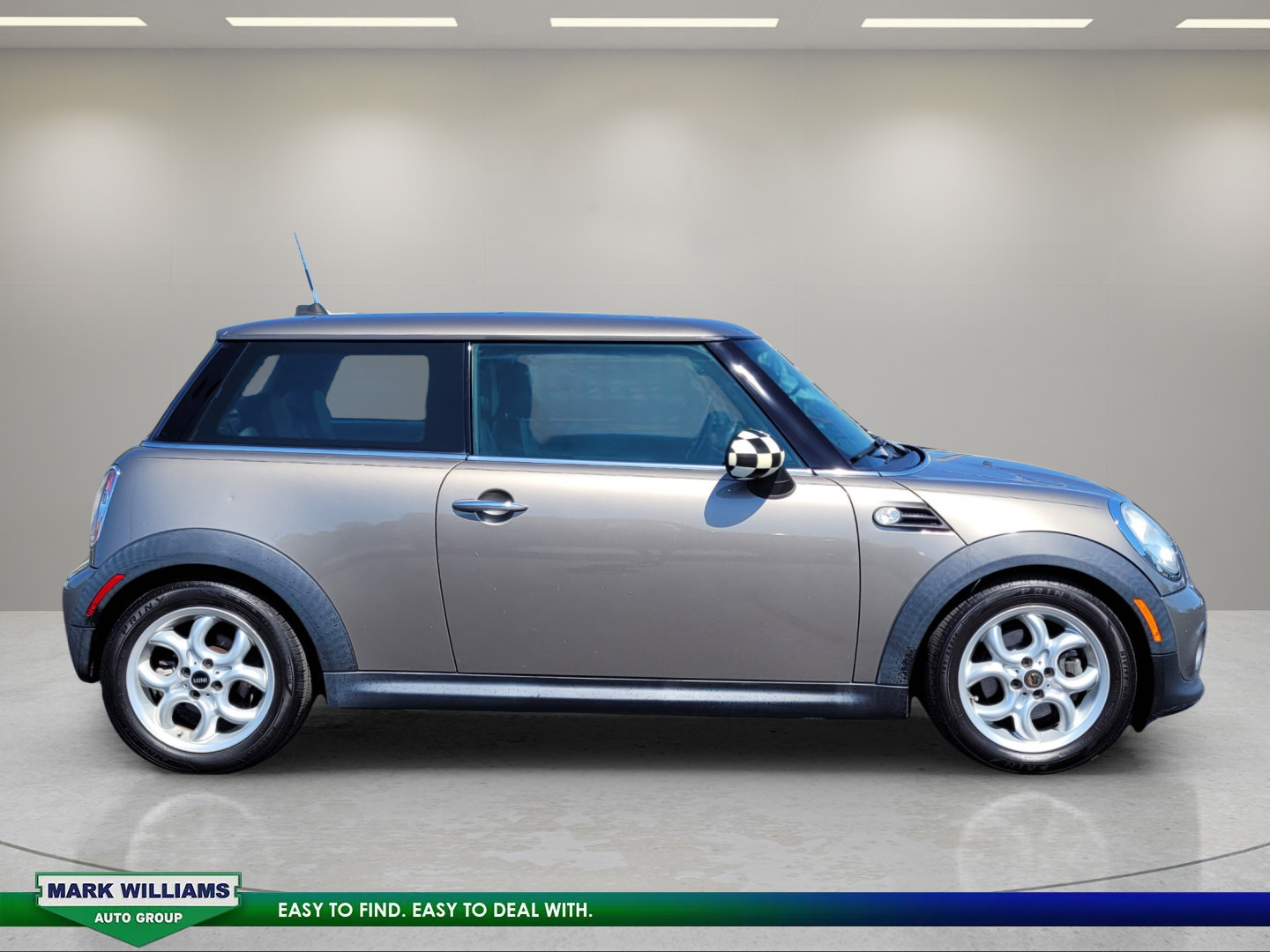 Used 2011 MINI Cooper Hardtop FWD image 4