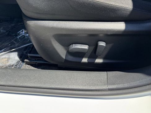 Used 2025 Nissan Altima 2.5 SV FWD image 23