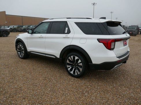 New 2026 Ford Explorer Platinum w/ LUX Leather Package AWD/4WD image 7