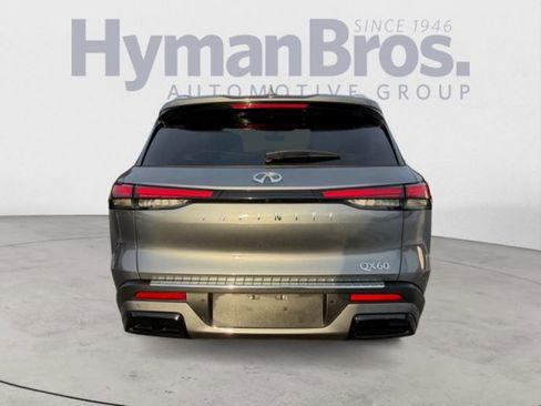 Certified 2023 INFINITI QX60 Luxe w/ Vision Package image 4