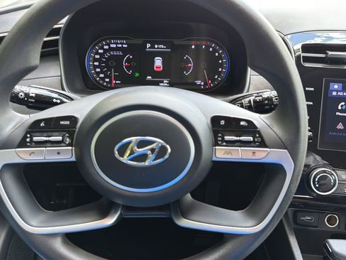 Used 2023 Hyundai Tucson SEL FWD image 15