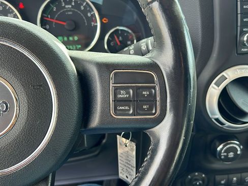 Used 2016 Jeep Wrangler Unlimited Sahara w/ Dual Top Group image 17