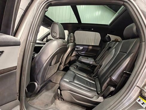Used 2019 Audi Q7 2.0T Premium w/ Convenience Package AWD/4WD image 30