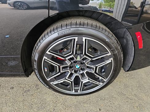 New 2026 BMW iX xDrive45 w/ M Sport Package AWD/4WD image 34