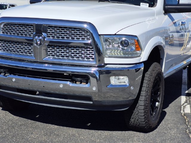 Used 2018 RAM 2500 Laramie w/ Convenience Group AWD/4WD image 7