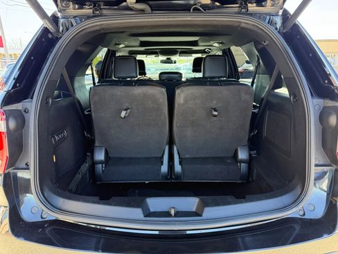 Used 2017 Ford Explorer Platinum image 38