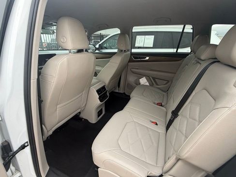 Certified 2026 Volkswagen Atlas SE AWD/4WD image 10