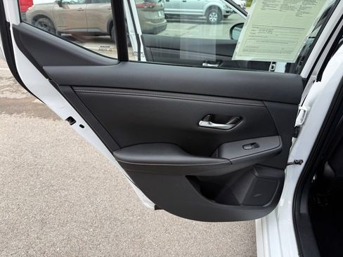 Used 2021 Nissan Sentra SR FWD image 10