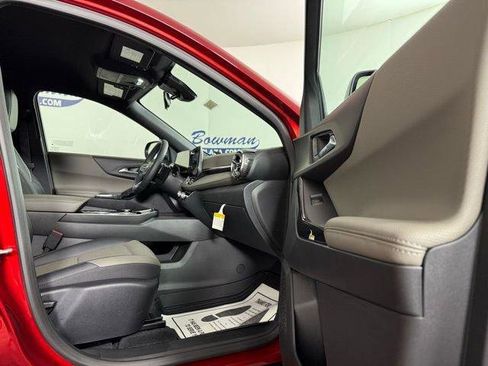 New 2026 Chevrolet Equinox LT w/ Convenience Package II image 15