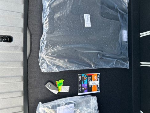 New 2026 BMW X2 xDrive28i w/ Convenience Package image 7