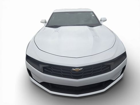 Used 2019 Chevrolet Camaro LT image 9