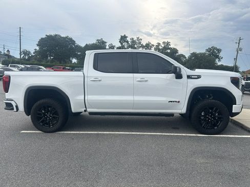 Used 2023 GMC Sierra 1500 AT4 w/ Technology Package AWD/4WD image 5