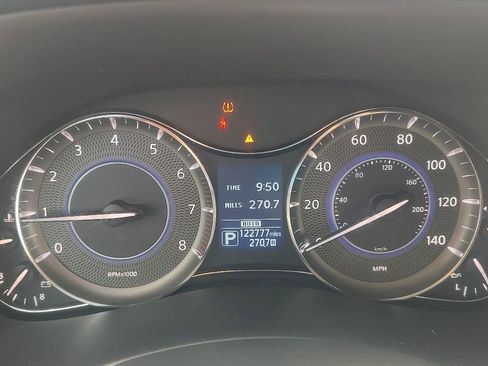 Used 2015 INFINITI QX80 4WD w/ Deluxe Technology Package image 12