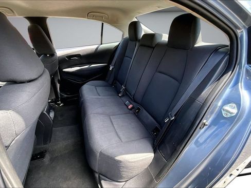 Used 2025 Toyota Corolla LE FWD image 21