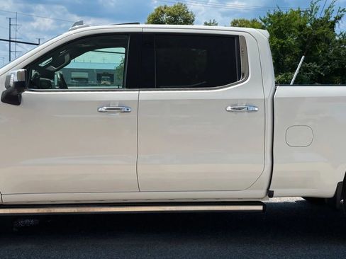 Used 2022 Chevrolet Silverado 1500 LTZ w/ LTZ Convenience Package II image 11