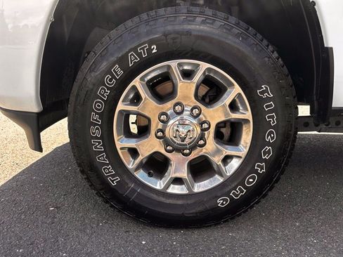 Used 2024 RAM 2500 Laramie AWD/4WD image 34