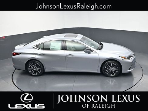 New 2025 Lexus ES 350 w/ Premium Package image 29