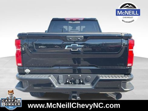 Used 2024 Chevrolet Silverado 2500 LTZ w/ LTZ Plus Package AWD/4WD image 7