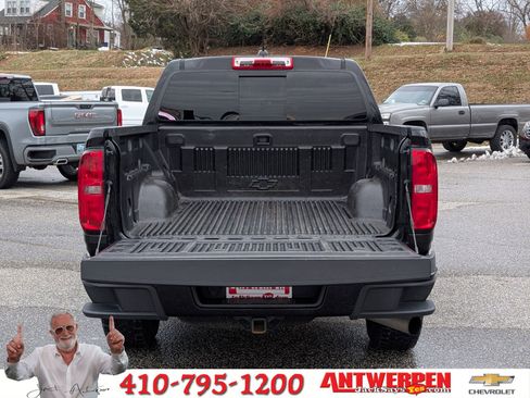 Used 2018 Chevrolet Colorado LT w/ LT Convenience Package image 15