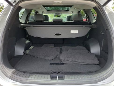 Certified 2022 Hyundai Santa Fe Limited image 6