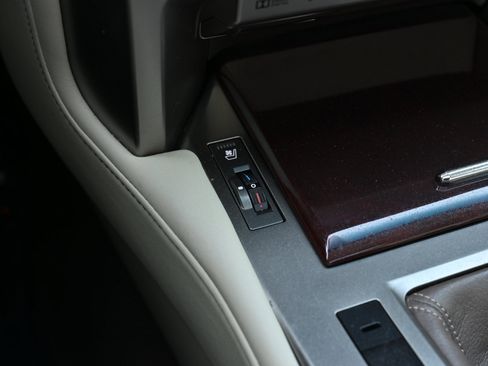 Used 2017 Lexus GX 460 Premium w/ Premium Package AWD/4WD image 26