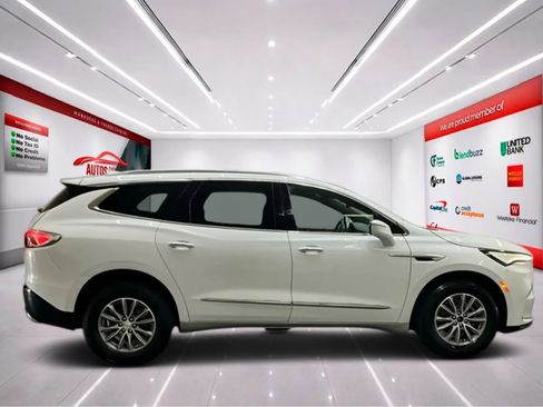 Used 2022 Buick Enclave Premium AWD/4WD image 9