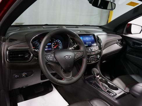 Used 2023 Chevrolet Equinox RS w/ RS Leather Package image 11
