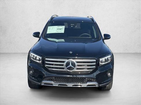 Certified 2025 Mercedes-Benz GLB 250 image 2