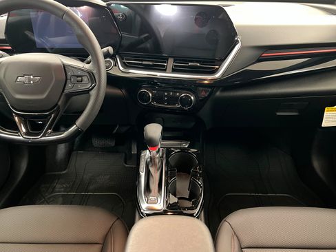 New 2026 Chevrolet Trax RS w/ Sunroof Package FWD image 14