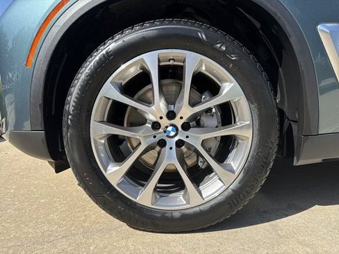 Certified 2024 BMW X5 xDrive40i w/ Premium Package AWD/4WD image 27