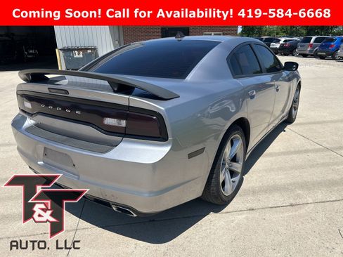 Used 2013 Dodge Charger SXT w/ Rallye Appearance Group RWD image 4