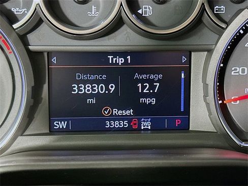 Used 2022 Chevrolet Silverado 1500 RST image 4