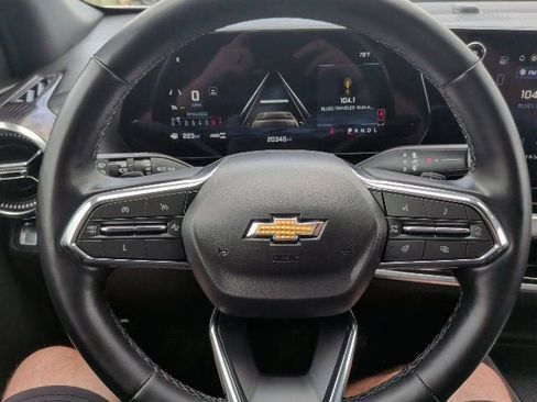 Used 2025 Chevrolet Equinox LT w/ Convenience Package II AWD/4WD image 27