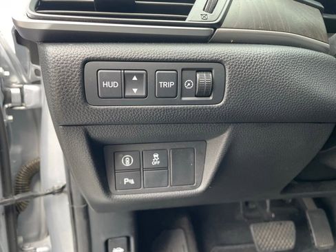 Used 2020 Honda Accord Touring image 12
