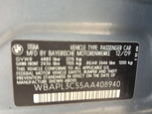 Used 2010 BMW 335i xDrive Sedan AWD/4WD image 21