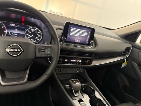 New 2026 Nissan Rogue Dark Armor FWD image 18