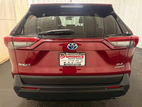 Certified 2024 Toyota RAV4 XLE Premium image 16